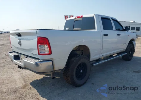 2021 Ram 2500 Tradesman 4X4 6'4 Box from USA, damaged, VIN 3C6UR5CJ6MG680858